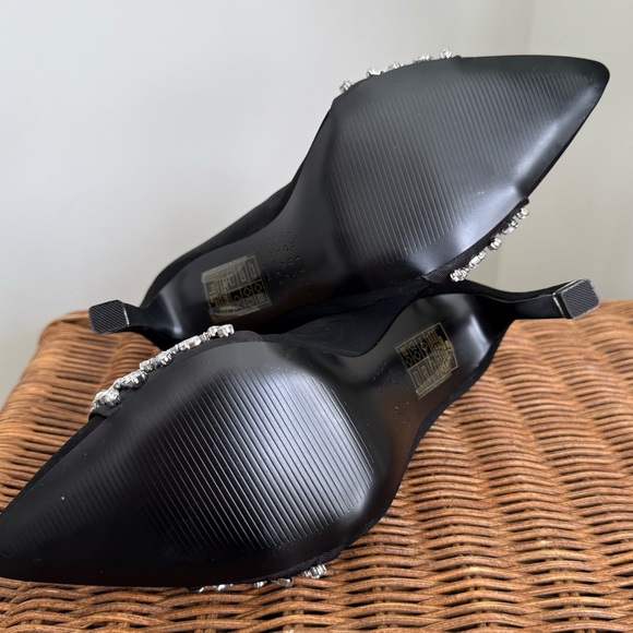 WHBM Black Suede Rhinestone Bow Heels | Size 7.5 | NWOB - Picture 8 of 8